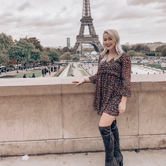 Meet your Posher, Brytni - Picture 2 of 7